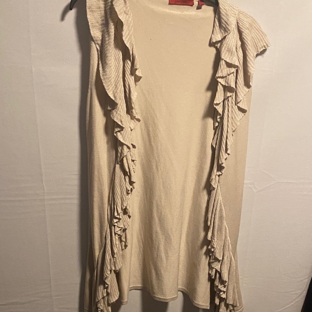 Elegant Cream Ruffle Sleeveless Top